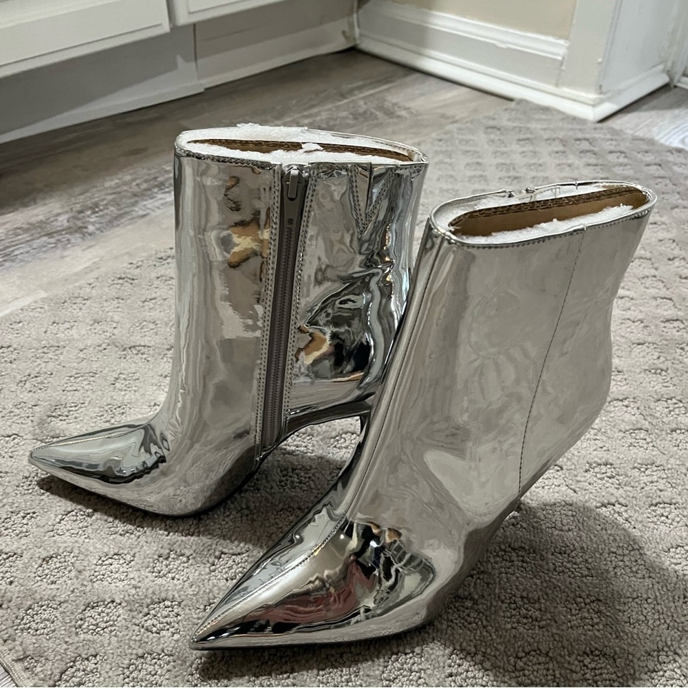 Silver Booties size 9 - NEW